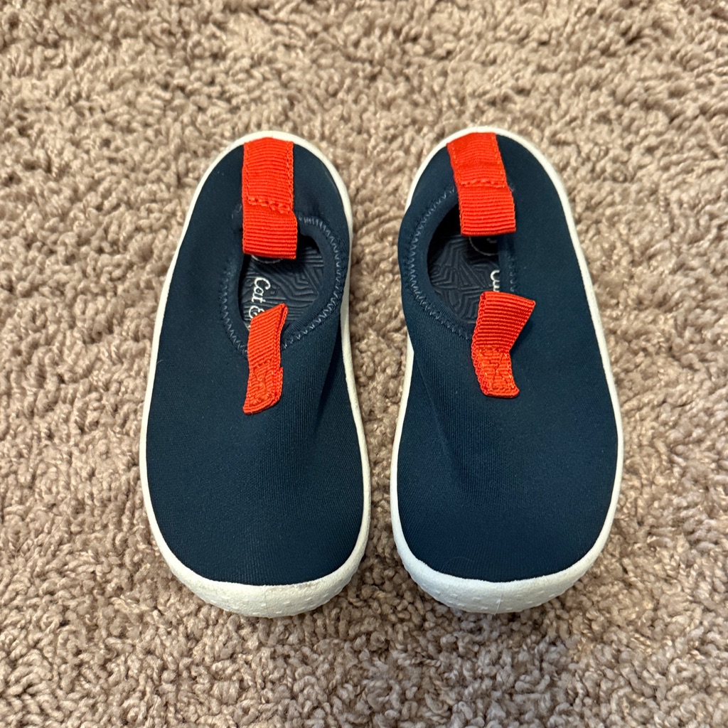 Cat & Jack Navy And Red Water Shoes